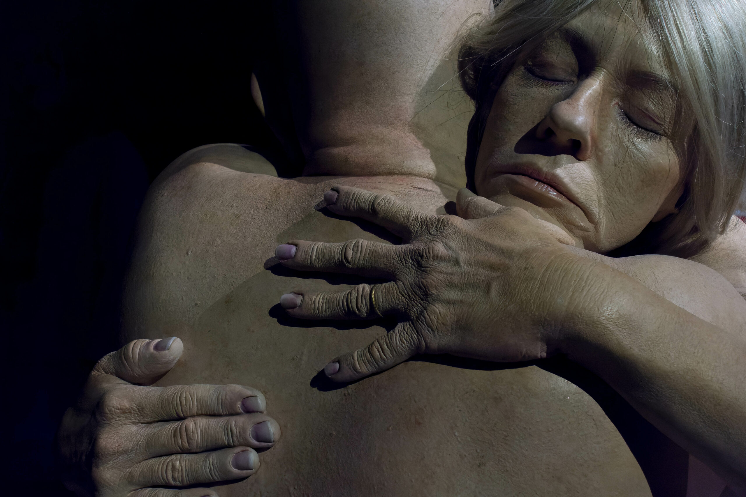 Hyperrealisme-Paris-2023-054 - Marc Sijan : Embrace