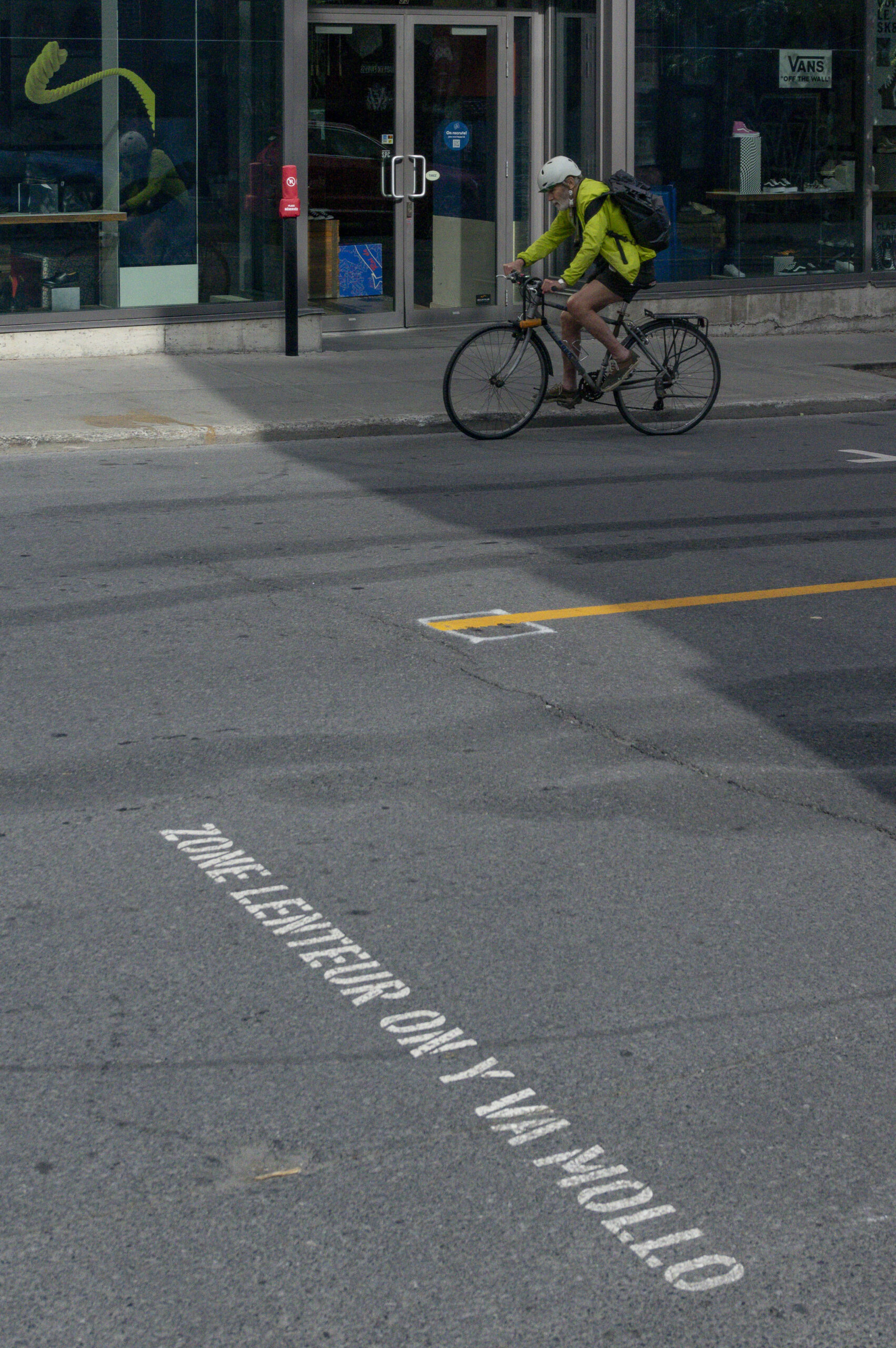 Montreal-Mobilités urbaines - 03 Zone lenteur on y va mollo